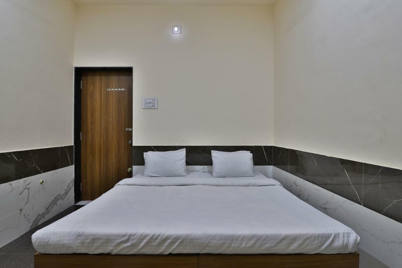 Spot On 37366 Hotel Mahalaxmi Dwarka  Ngoại thất bức ảnh
